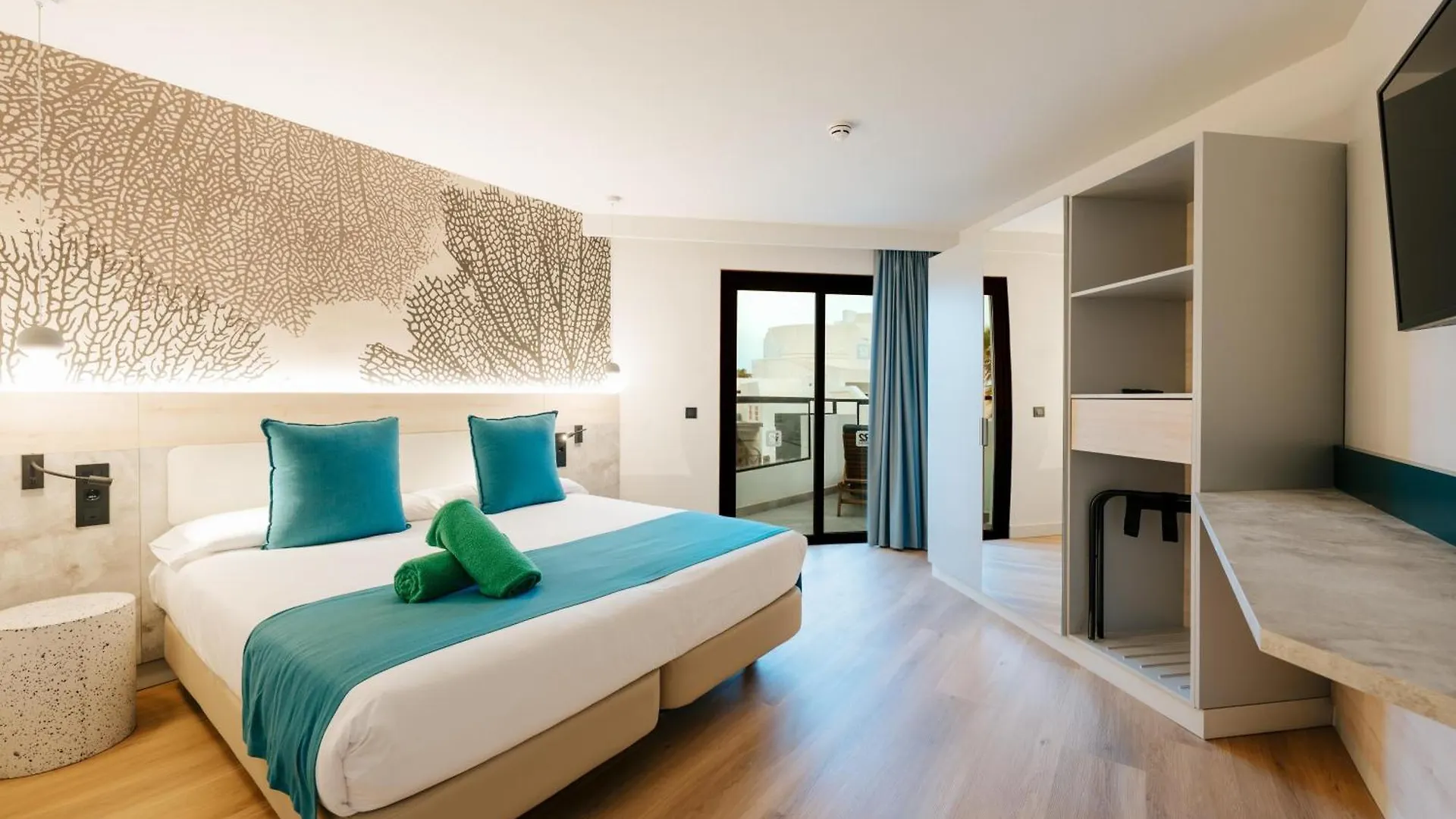 Aparthotel R2 Higos Beach Costa Calma Spain